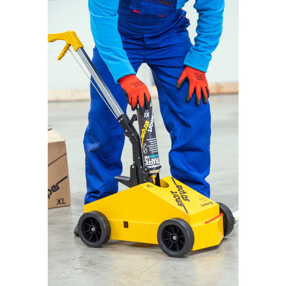 Productafbeelding nr. 2: A.M.P.E.R.E. Markeringsverf TRAFFIC extra Paint® XL 0,75 l, wit
