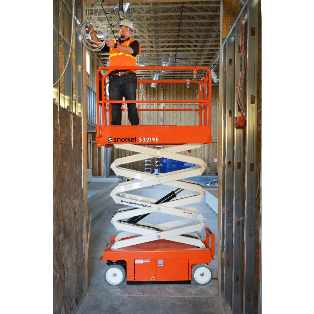Productafbeelding nr. 9: Accuschaarhoogwerker Snorkel S3219E, elektrisch verrijdbaar, draagvermogen 250 kg, werkhoogte max. 7,7 m