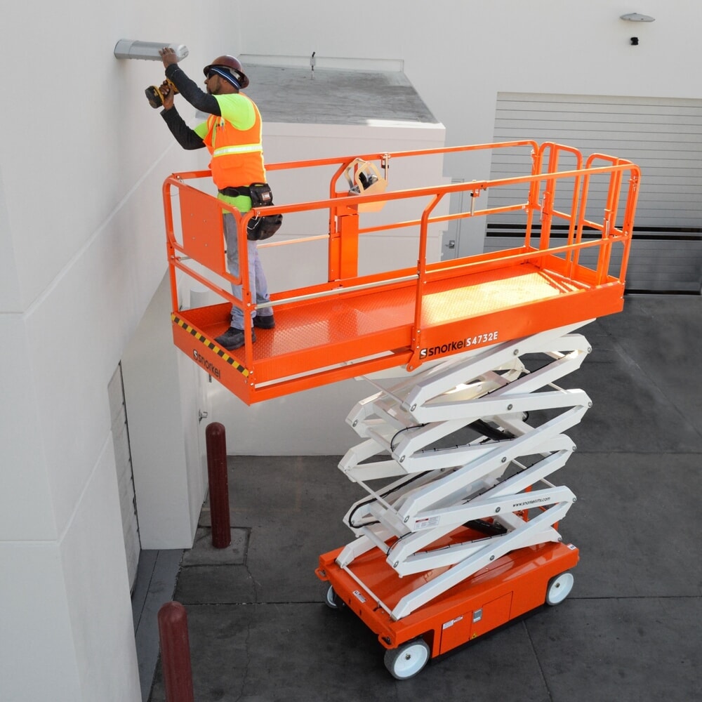 Productafbeelding nr. 3: Accuschaarhoogwerker Snorkel S4732E, elektrisch verrijdbaar, draagvermogen 350 kg, werkhoogte max. 11,8 m