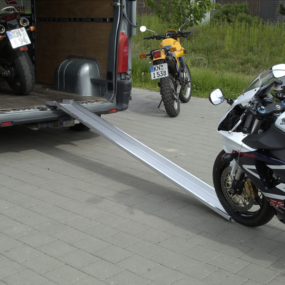 Productafbeelding nr. 3: Aluminium oprijplaten Universal, met beschermrand, cap. 600 kg/stuk, bxl 150 x 1.500 mm