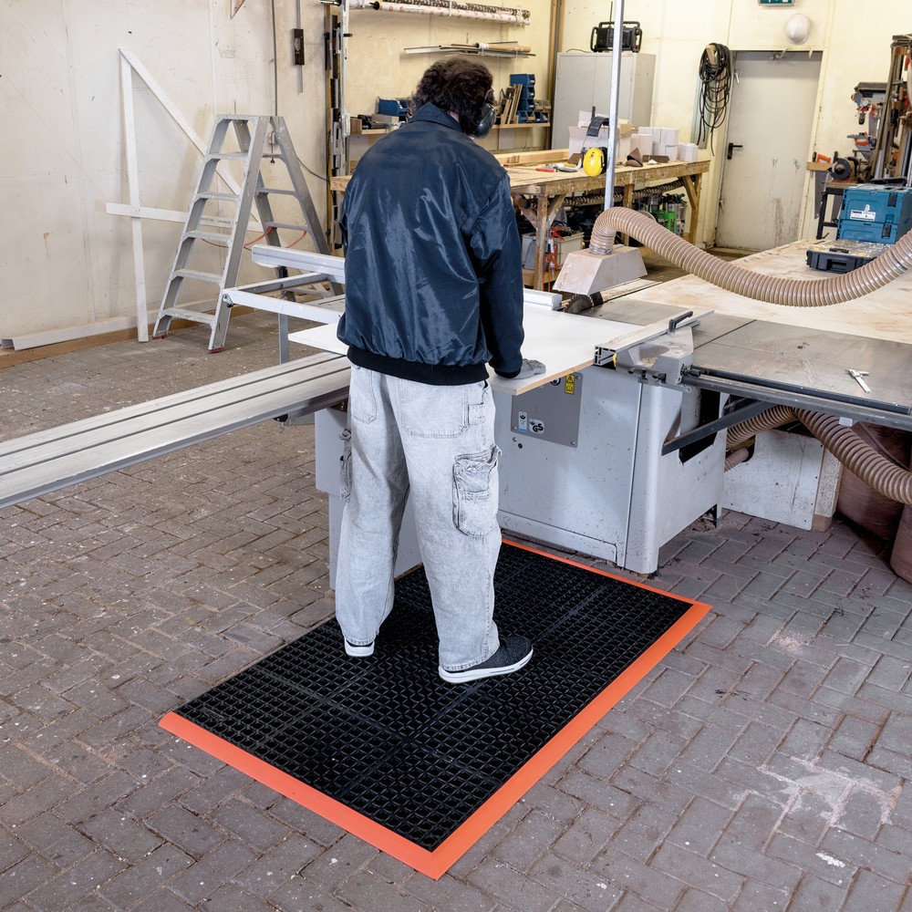 Productafbeelding nr. 2: Antivermoeidheidsmat van nitrilrubber, b x d 660 x 1.020 mm