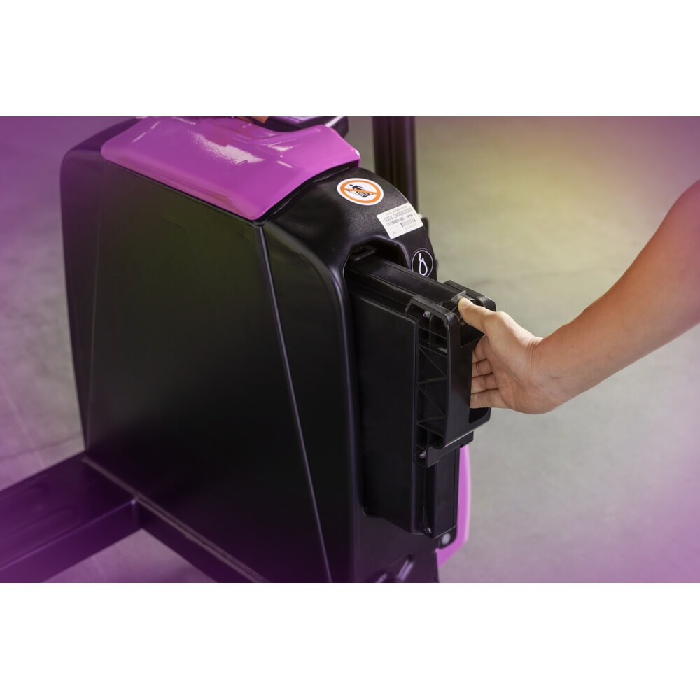 Productafbeelding nr. 11: AntOn door Jungheinrich elektrische palletwagen PTL 1.5 met steunwielen, extra breed voor speciale pallets, draagvermogen 1.500 kg, vorklengte 1.150 mm