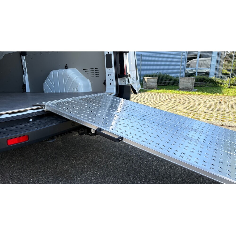 Productafbeelding nr. 2: Oprijplaten, inklapbaar, cap. 975 kg/stuk, bxl 800 x 2.045 mm