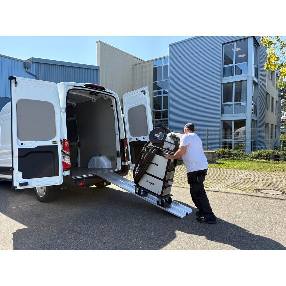 Productafbeelding nr. 7: Aluminium oprijplaten Universal, met beschermrand, cap. 600 kg/stuk, bxl 150 x 1.500 mm