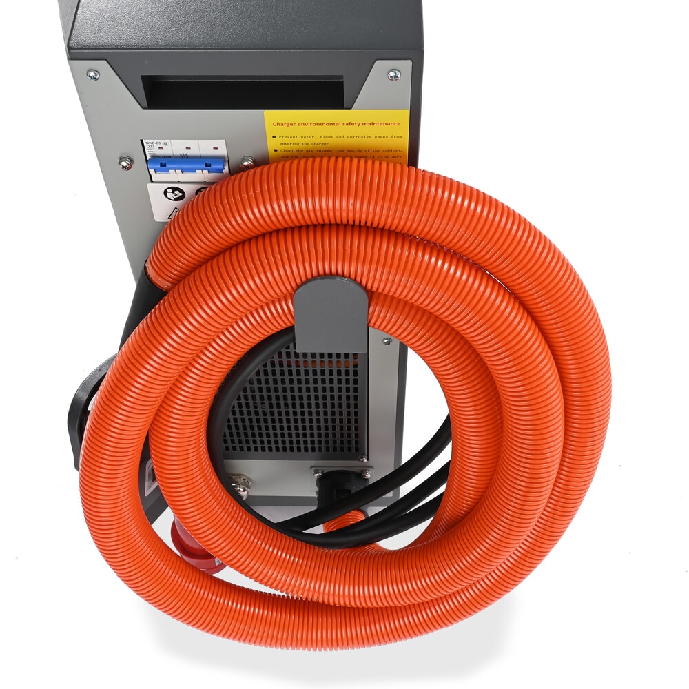 Productafbeelding nr. 4: Externe lader D400, 80 V, 100 A, CEE rood 32A, 5-pins - 3P+N+E voor AntOn by Jungheinrich elektrische heftruck CBH 2.0