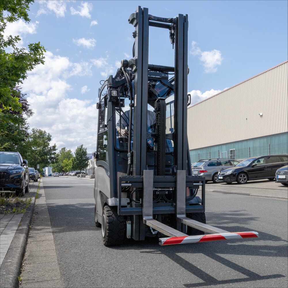 Productafbeelding nr. 5: VETTER waarschuwingsbalk met magneten, hxbxd 80x800x40 mm