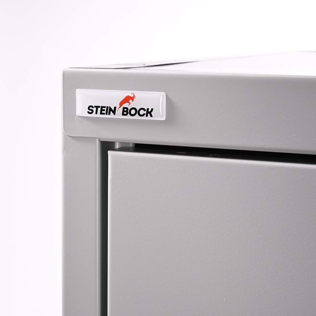 Steinbock® dubbele locker, 1 compartiment, draaigrendelslot, hxbxd 1.800 x 600 x 500 mm, lichtgrijs/lichtgrijs Productafbeelding nr. 7: Steinbock® dubbele locker, 1 compartiment, draaigrendelslot, hxbxd 1.800 x 600 x 500 mm, lichtgrijs/lichtgrijs