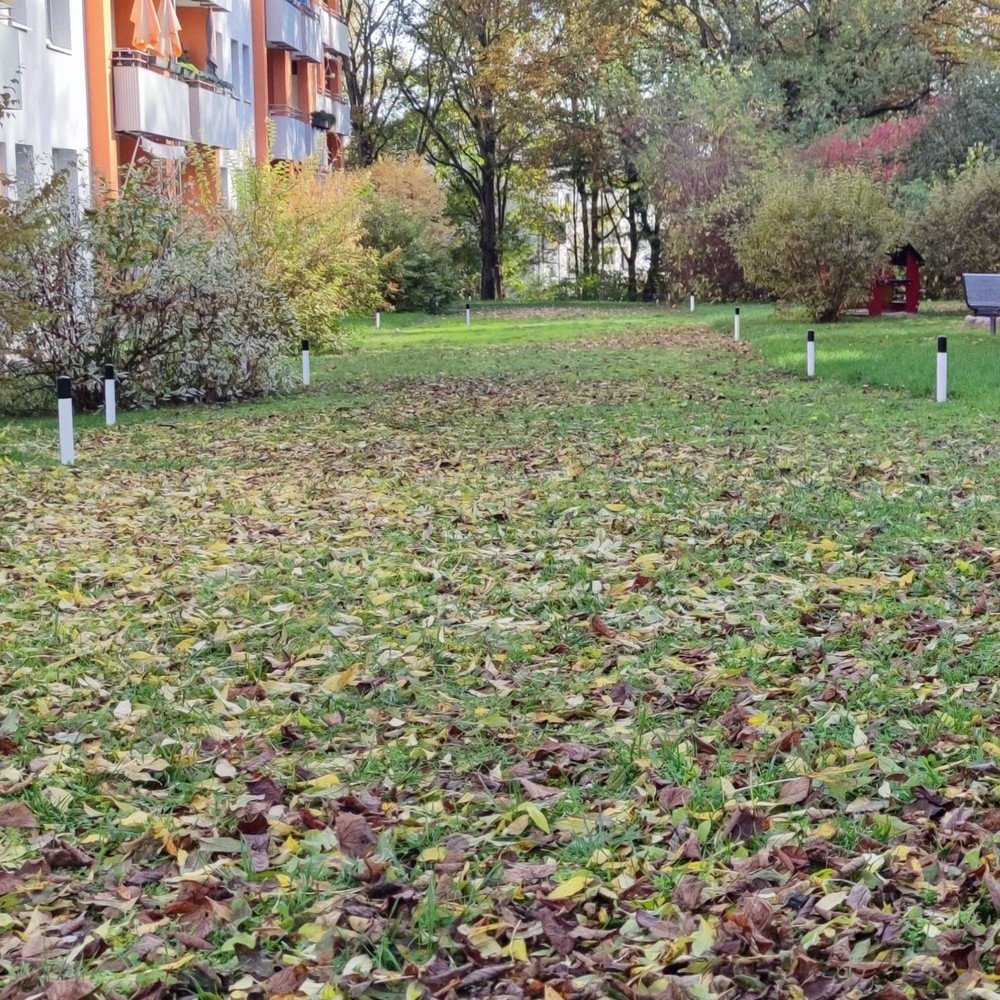 Productafbeelding nr. 2: Brandweerpaal MORAVIA, voor verankering in beton met grondanker, staal, ronde buis, hxØ 900 x 60 mm, thermisch verzinkt, wit gecoat