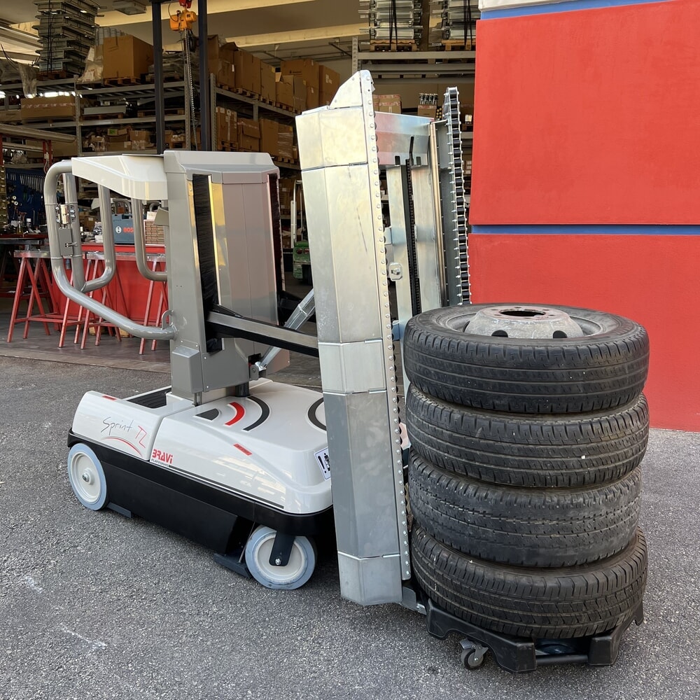 Productafbeelding nr. 3: Bravi® Platforms bandenorderpicker-personenlift Sprint TL