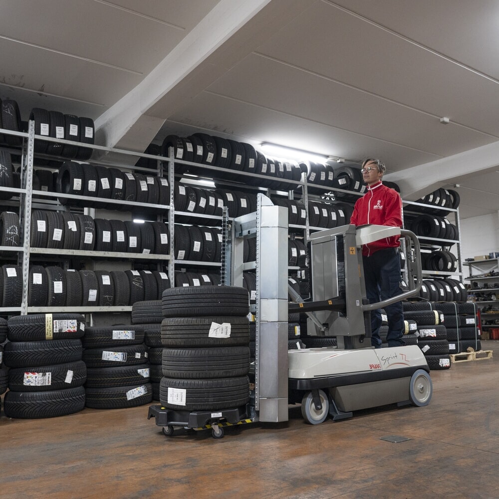 Productafbeelding nr. 5: Bravi® Platforms bandenorderpicker-personenlift Sprint TL