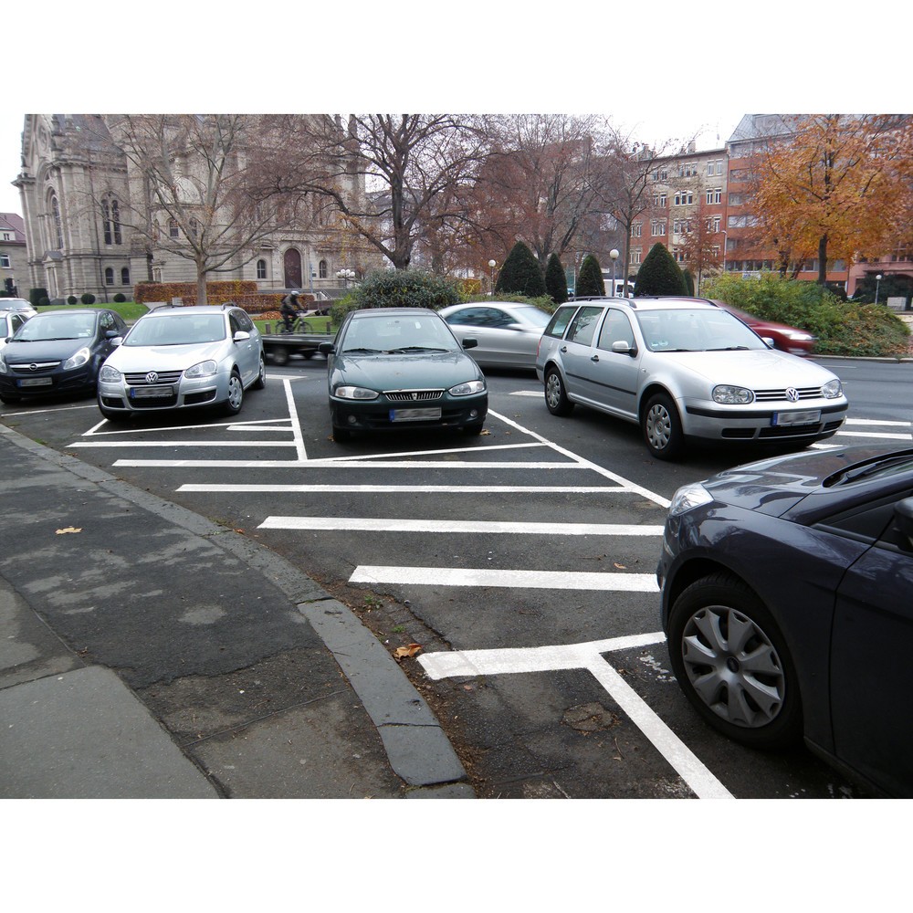 Productafbeelding nr. 2: Buitenmarkeringsverf PROline-paint, RAL 1023 verkeersgeel