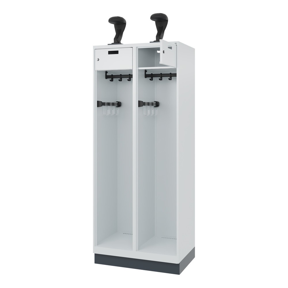Product afbeelding: C+P brandweerkast PRAKTUS, sokkel, 2 compartimenten, hxbxd 1.850 x 800 x 500 mm, lichtgrijs, met helmhouder
