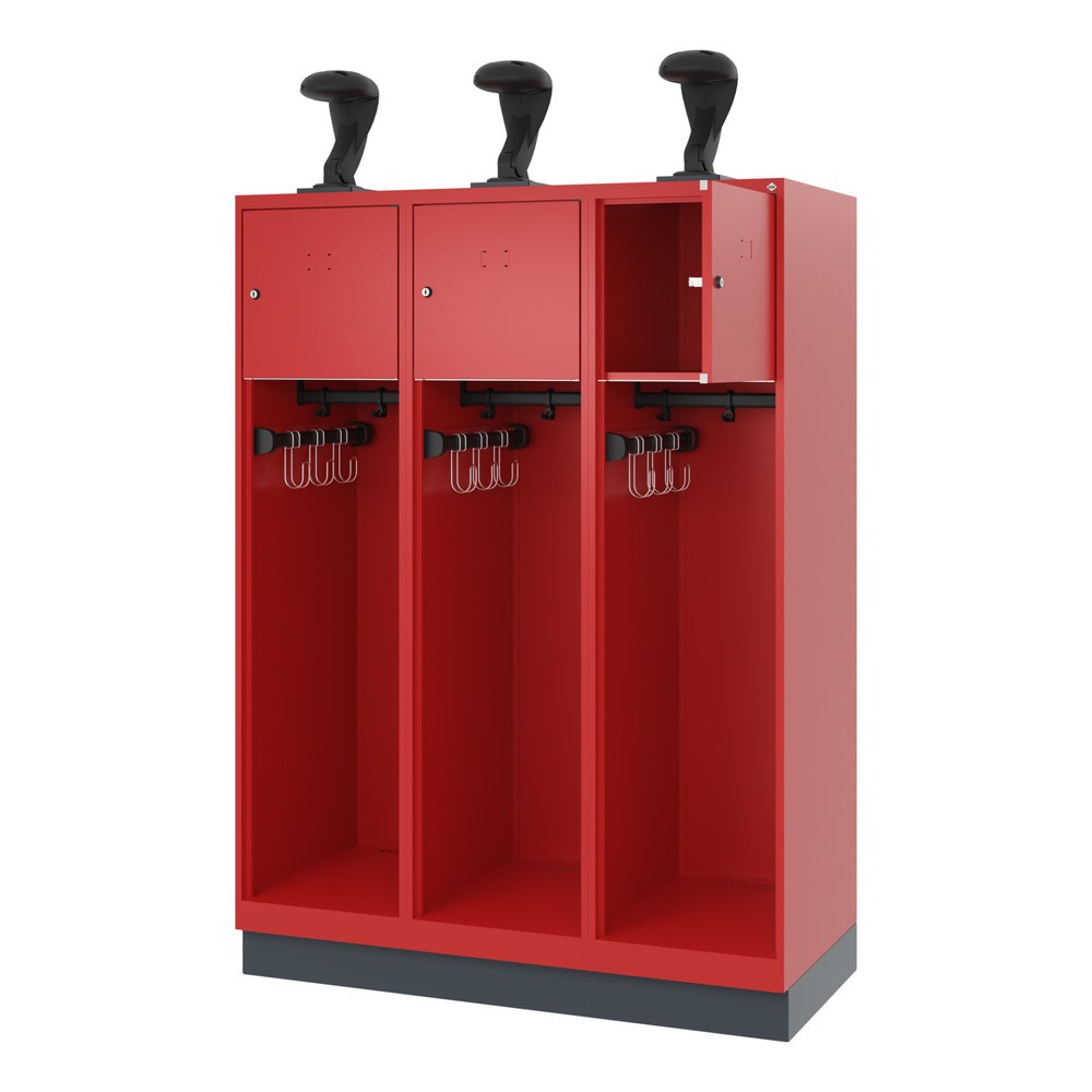 Product afbeelding: C+P brandweerkast YOUNGSTER, sokkel, 3 compartimenten, hxbxd 1.530 x 1.200 x 500 mm, vuurrood, met helmhouder