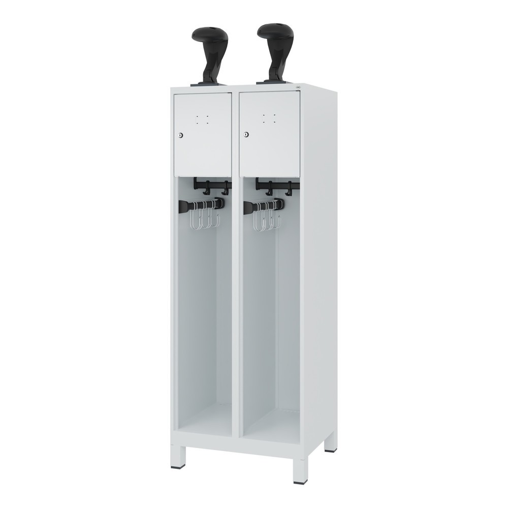 Productafbeelding nr. 5: C+P brandweerkast YOUNGSTER, voeten, 2 compartimenten, hxbxd 1.530 x 600 x 500 mm, lichtgrijs, met helmhouder
