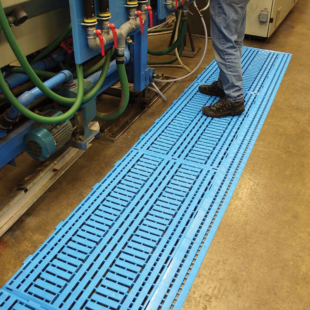 COBA Werkplekmat van PE, bxd 600 x 1.200 mm, blauw Productafbeelding nr. 2: COBA Werkplekmat van PE, bxd 600 x 1.200 mm, blauw