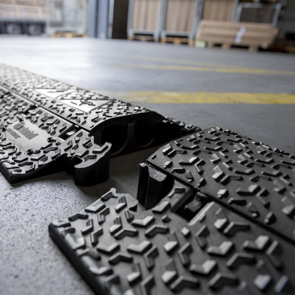Productafbeelding nr. 6: Defender® by Adam Hall kabelbrug MICRO 2, 2 kanalen, zwart