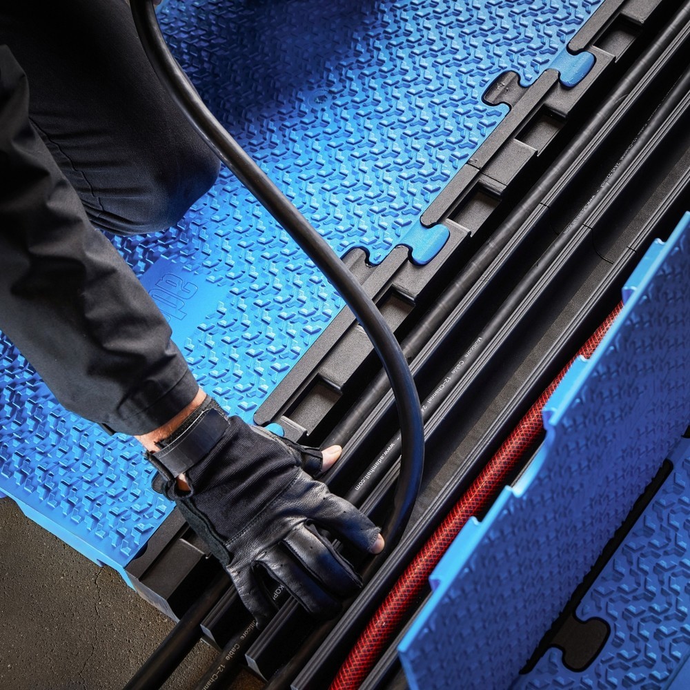 Productafbeelding nr. 6: Defender® by Adam Hall kabelbrug MIDI 5 2D middenstuk, 5 kanalen, blauw