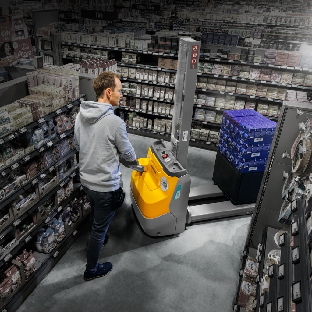 Productafbeelding nr. 2: Elektrische stapelaar Jungheinrich EJC 110i E, monomast, hefhoogte 1.290 mm, draagvermogen 1000 kg, proportionele hydraulica
