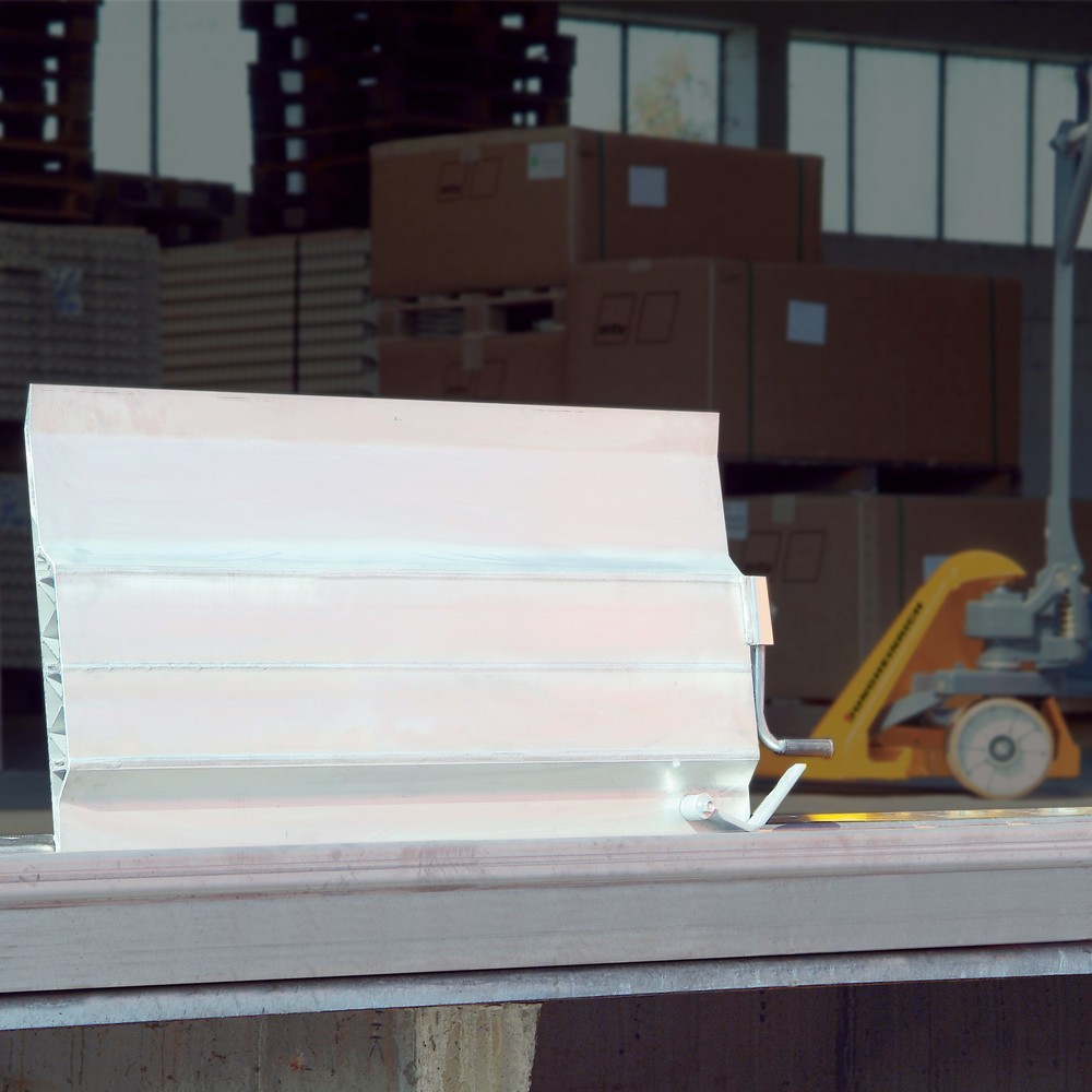 Productafbeelding nr. 2: Laadbrug, met handmatige valbeveiliging, cap. 4.000 kg, bxl 1.500 x 410 mm