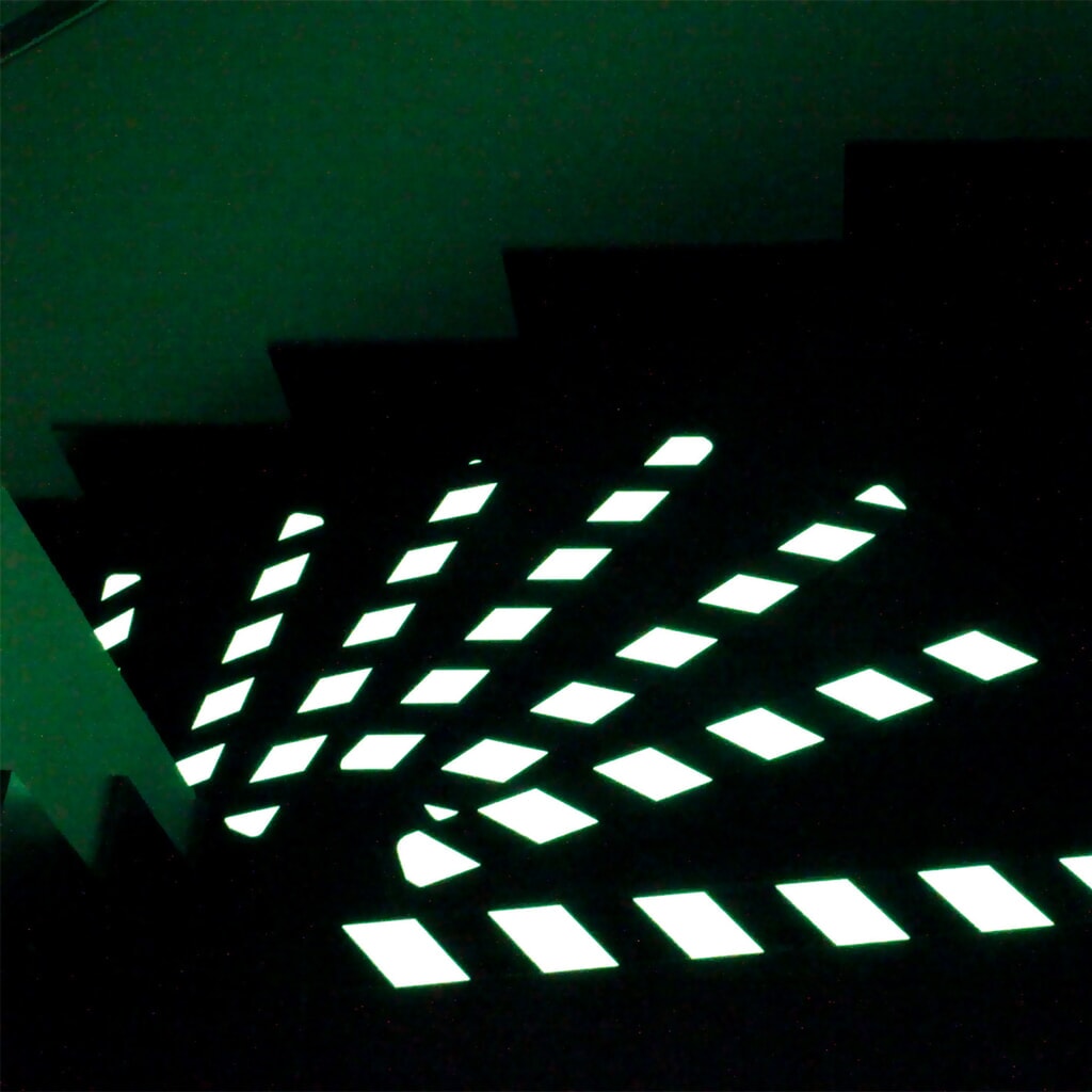 m2-antisliplaag™ fluorescerend-zwart, rol, lxb 6 m x 25 mm Productafbeelding nr. 3: m2-antisliplaag™ fluorescerend-zwart, rol, lxb 6 m x 25 mm