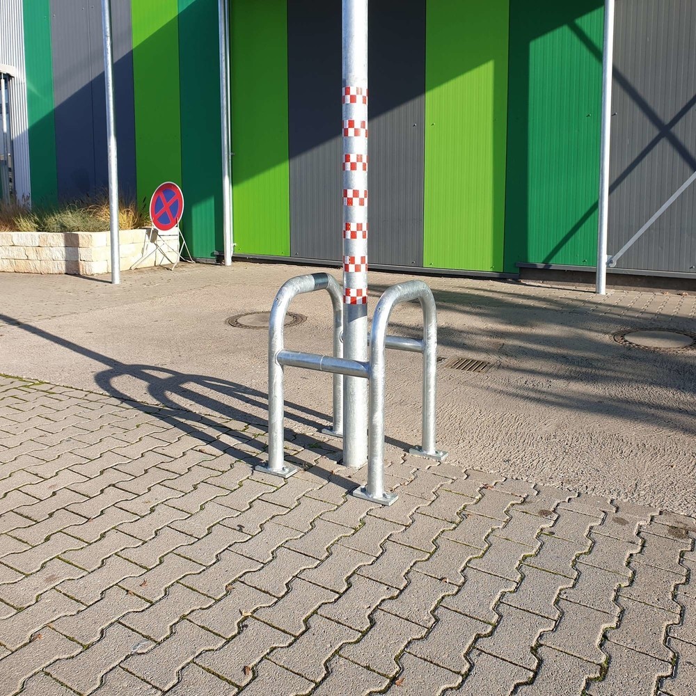 Productafbeelding nr. 9: Aanrijbescherming voor pilaren MORAVIA, buiten, thermisch verzinkt, hoogte 600 mm, voor pilaarafmetingen (bxd) 600 x 600 mm
