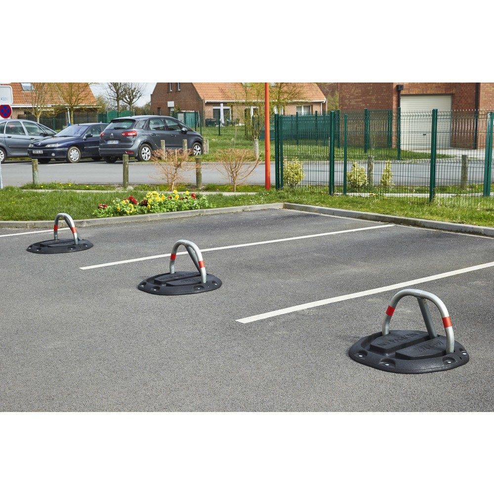 Productafbeelding nr. 10: MOTTEZ parkeerplaatsbeugel van gegoten rubber met slot