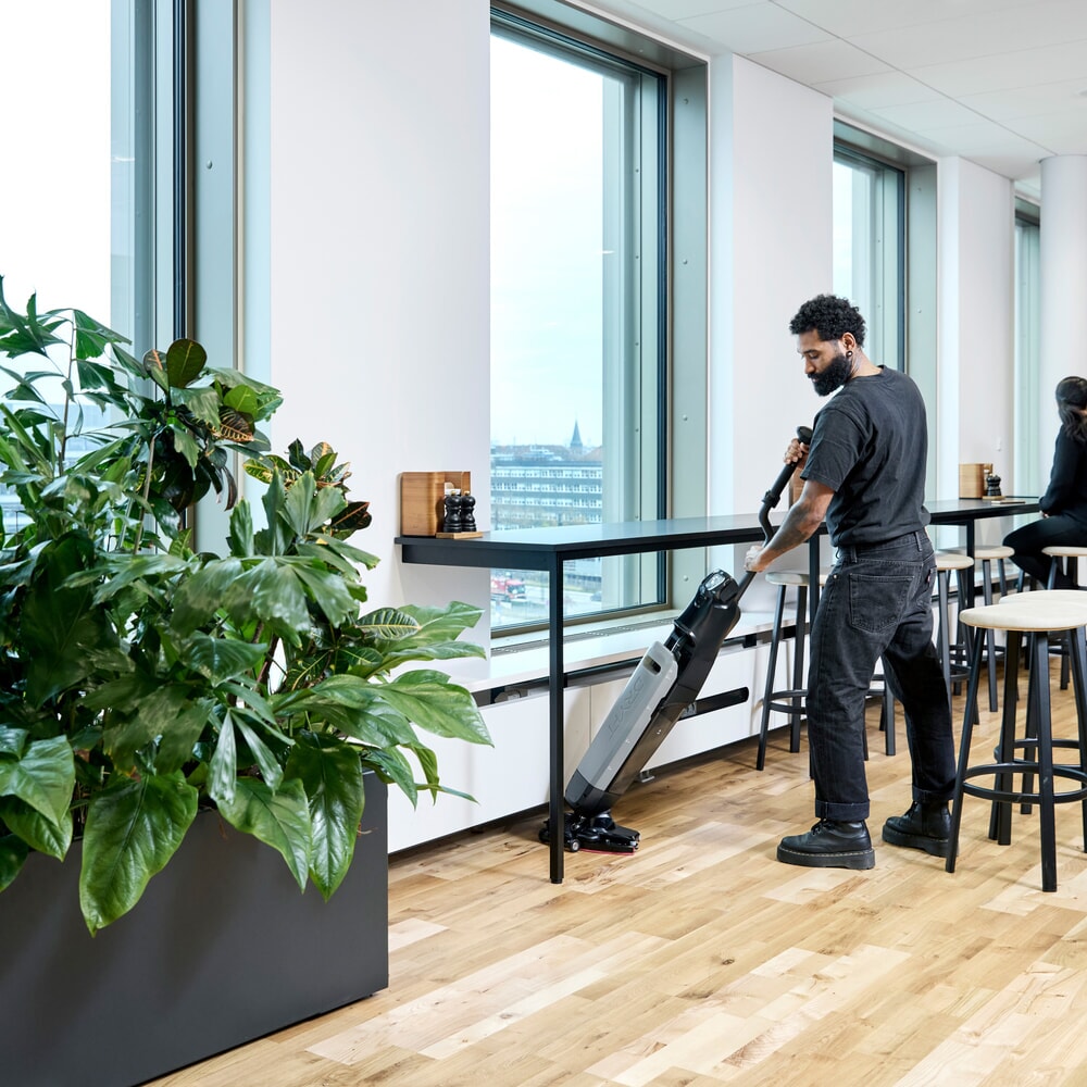 Productafbeelding nr. 12: Nilfisk® handgeleide schrobzuigmachine DRYFT V1 EU