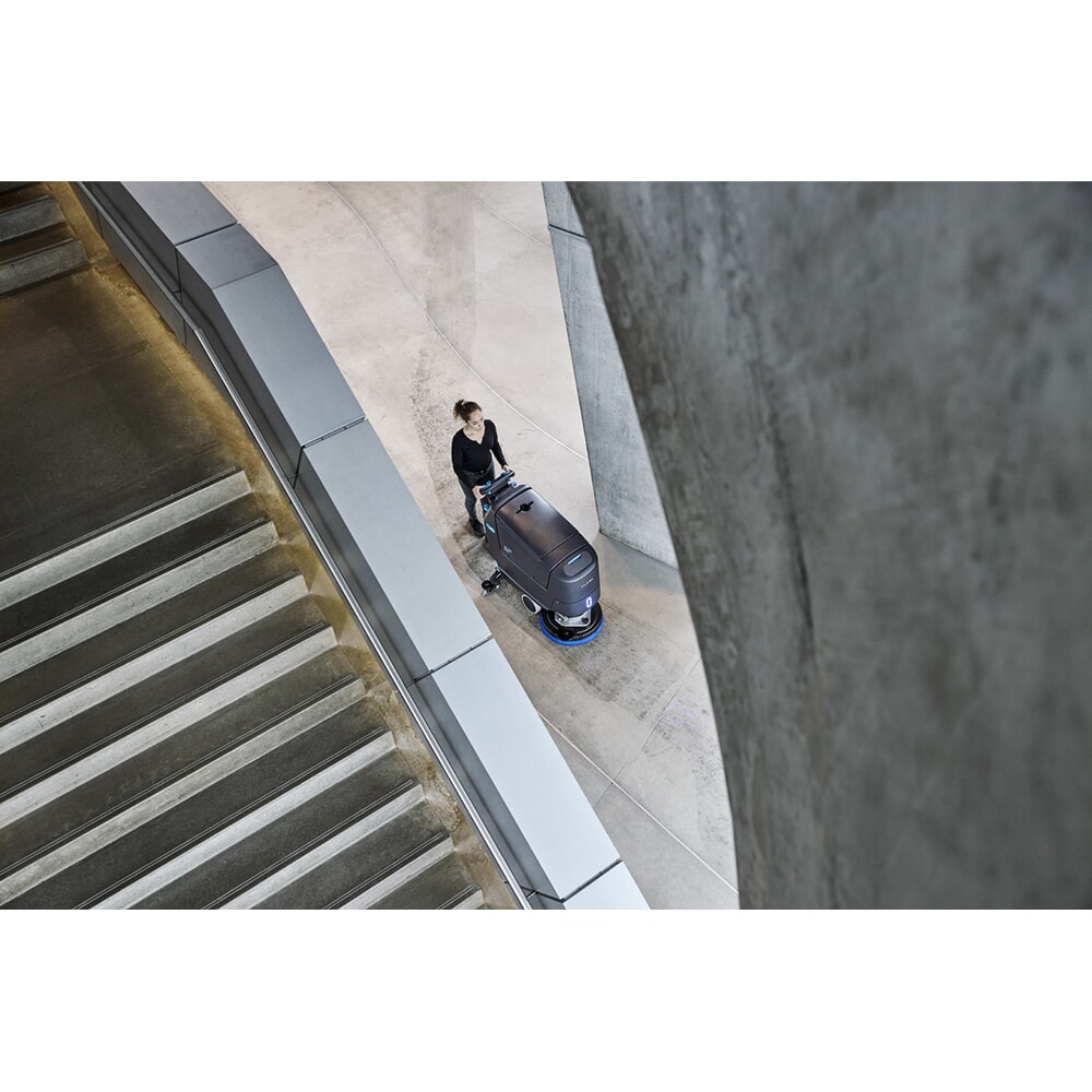 Productafbeelding nr. 8: Nilfisk® handgeleide schrobzuigmachine SC550 CYL 51 LI-ION