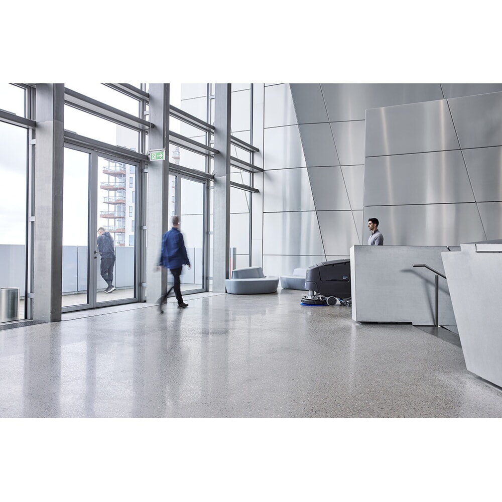 Productafbeelding nr. 7: Nilfisk® handgeleide schrobzuigmachine SC550 D 53 LI-ION