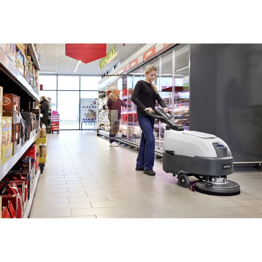 Productafbeelding nr. 3: Nilfisk® handgeleide schrobzuigmachine SCRUBBER SC370 43B-EU