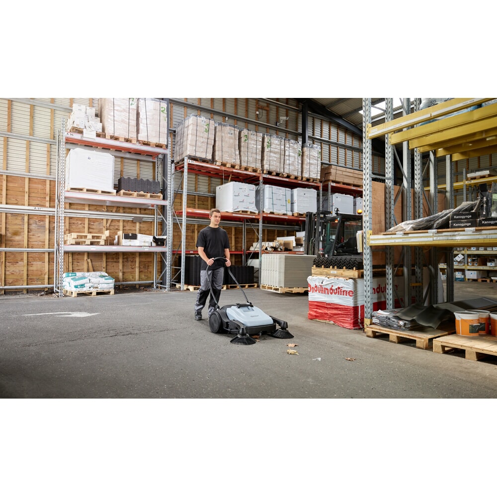 Productafbeelding nr. 4: Nilfisk® handmatige veegmachine met overwerpprincipe SW250, veegbreedte 920 mm