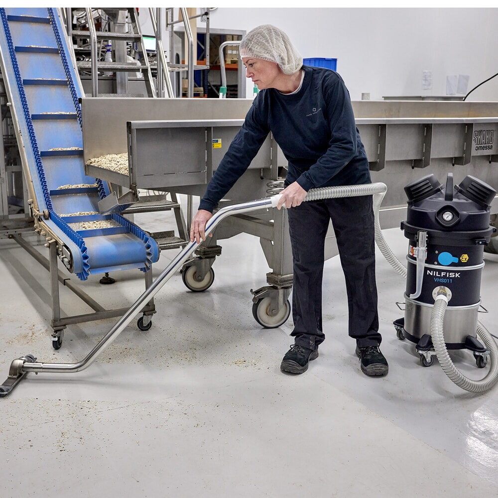 Productafbeelding nr. 14: Nilfisk® pompstofzuiger voor olie en spanen, compleet pakket VHO200 CB