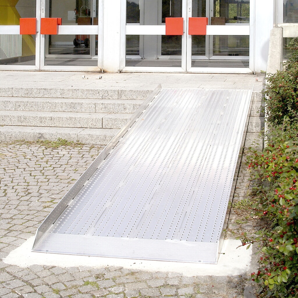 Oprijplaten met steunvlak, cap. 400 kg, bxl 800 x 1.500 mm Productafbeelding nr. 4: Oprijplaten met steunvlak, cap. 400 kg, bxl 800 x 1.500 mm