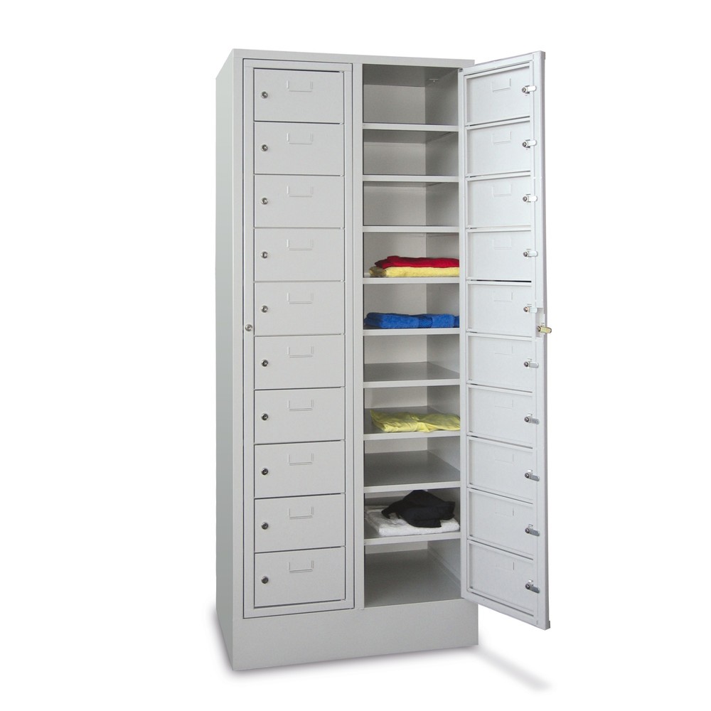 Locker PAVOY met centrale deur, 2 x 10 vakken, hxbxd 1.850 x 770 x 500 mm, met sokkel