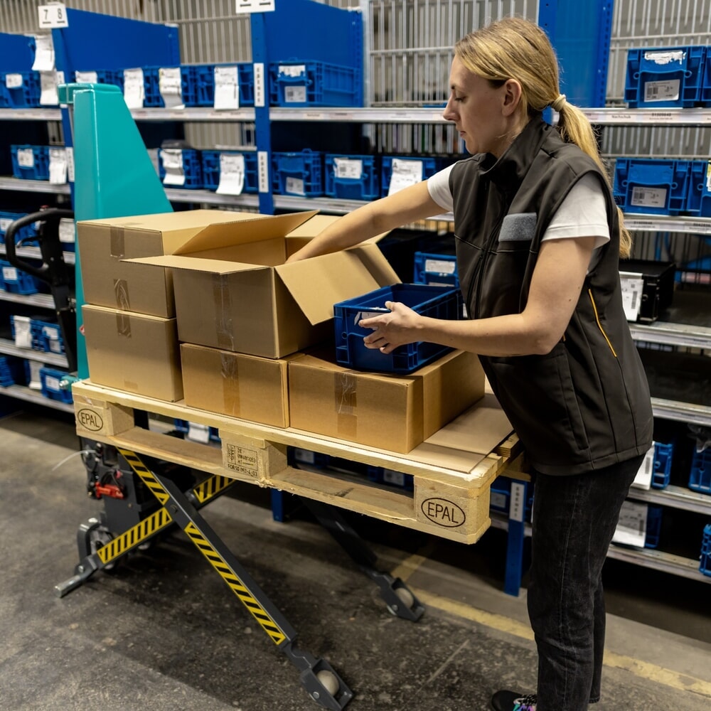 Productafbeelding nr. 2: Schaarhefwagen Ameise® PTM 1.0 elektrohydraulisch, draagvermogen 1.000 kg, vorklengte 1.150 mm, polyurethaan / nylon