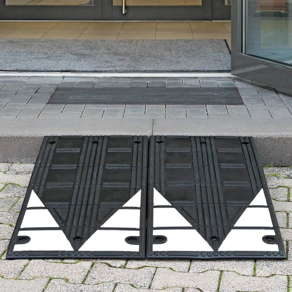 Productafbeelding nr. 2: Stoeprand drempel MORAVIA van gevulkaniseerd rubber, bxhxd 450 x 75 x 1.000 mm, zwart-wit, incl. bevestigingsmateriaal