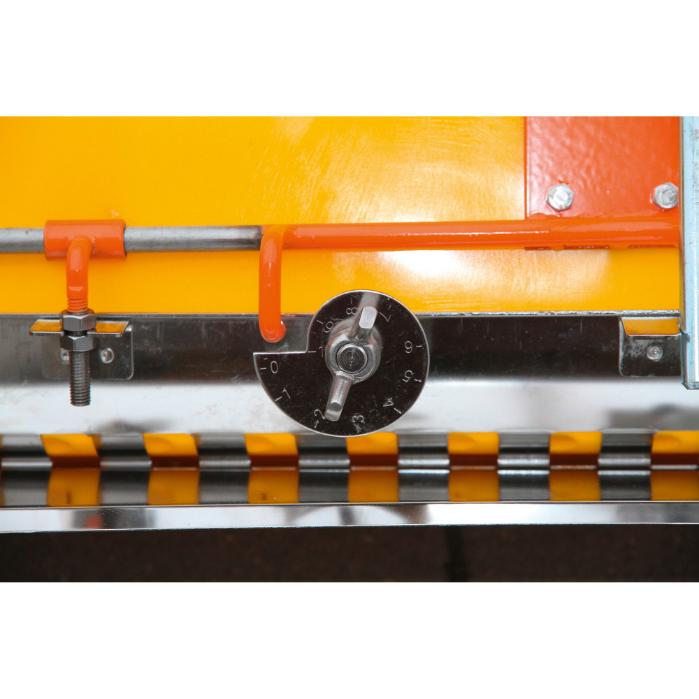 Productafbeelding nr. 2: Strooiwagen CEMO, strooibreedte 600 mm, 35 l
