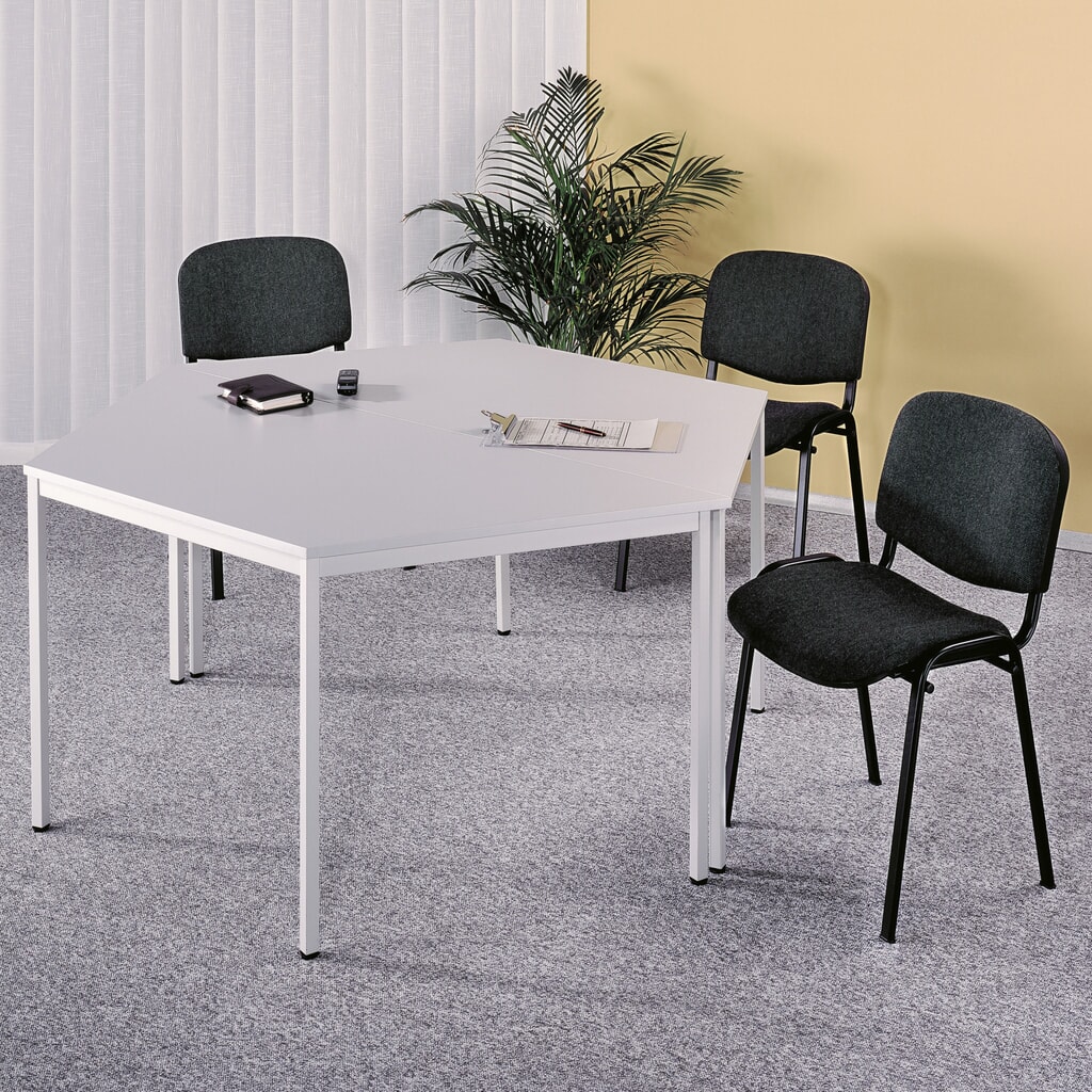 Vergadertafel Klassic, trapezevorm met vierkante buis, b x d 1.600 x 690 mm, grijs Product afbeelding: Vergadertafel Klassic, trapezevorm met vierkante buis, b x d 1.600 x 690 mm, grijs