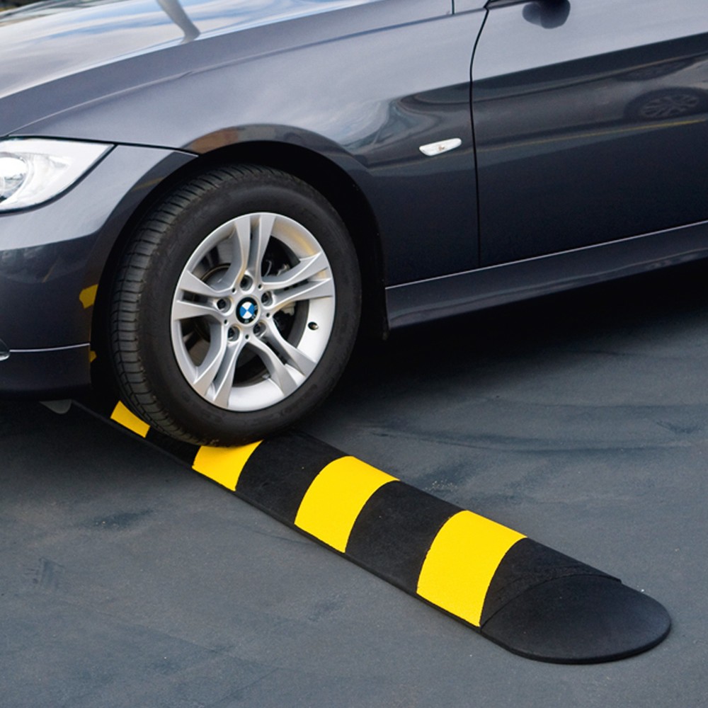 Productafbeelding nr. 3: Verkeersdrempel auto, < 5 km/u, basiselement, bouwhoogte 75 mm, zwart/geel