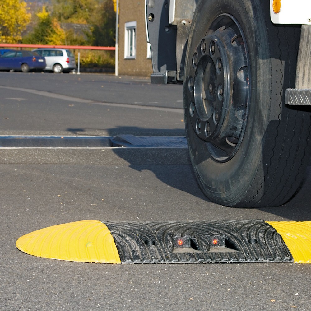 Productafbeelding nr. 2: Verkeersdrempel Recycling, < 20 km/u, afsluitelement met tap, geel