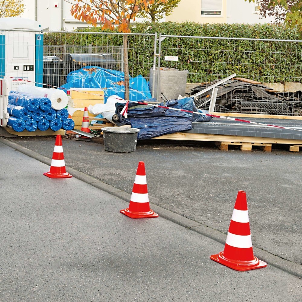 Productafbeelding nr. 4: Verkeerskegel MORAVIA van pvc, reflecterend, 2 witte ringen, hoogte 500 mm