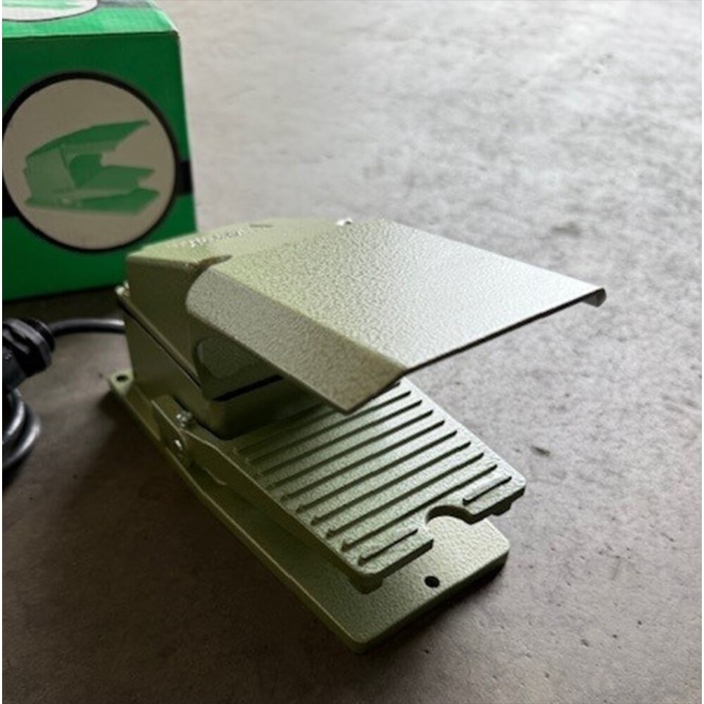 Volautomatische omsnoeringsmachine model 9000, voor bandbreedte 12 mm, frame hxb 600 x 1.050 mm Productafbeelding nr. 5: Volautomatische omsnoeringsmachine model 9000, voor bandbreedte 12 mm, frame hxb 600 x 1.050 mm