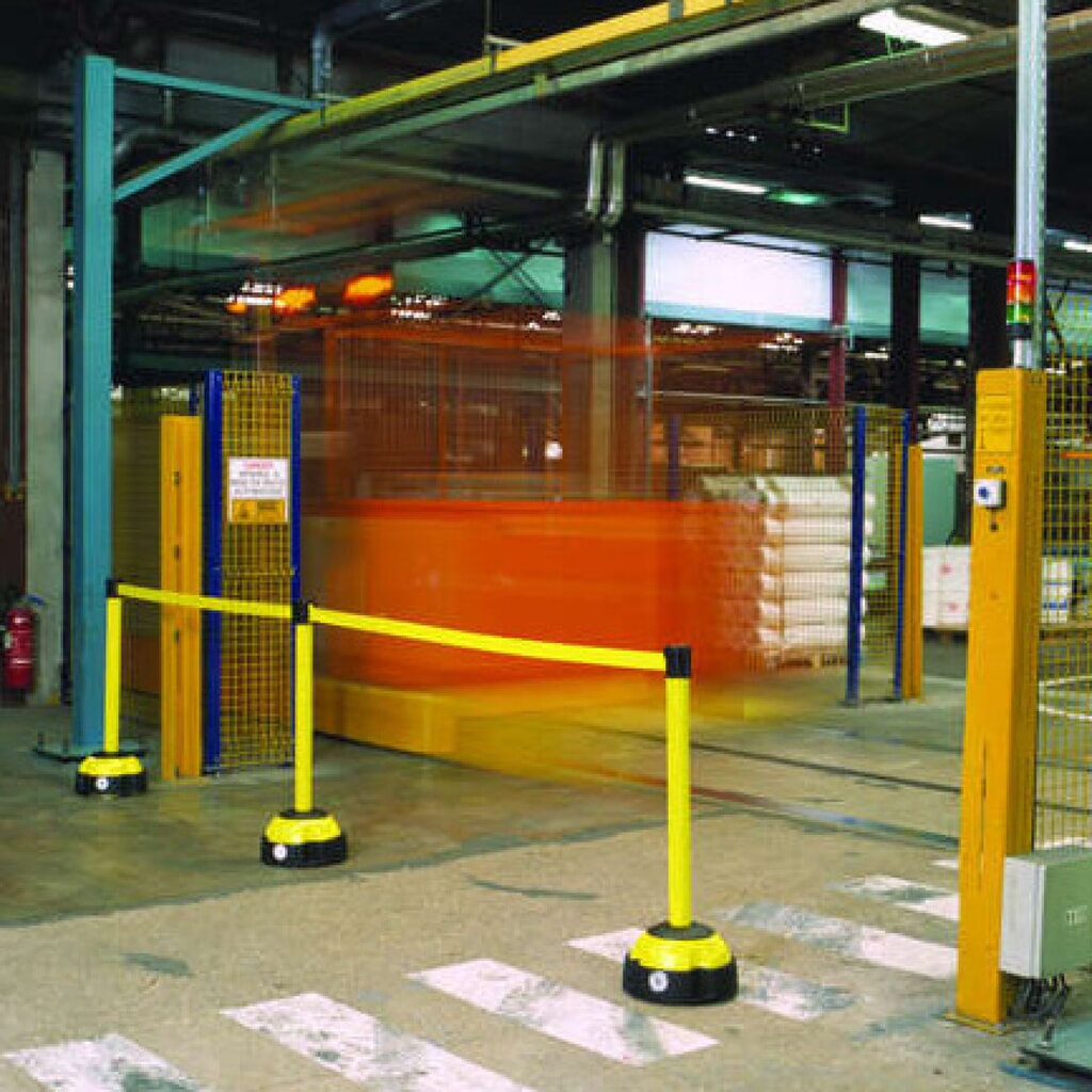 Afzetband met paal, paal geel, lint geel Product afbeelding: Afzetband met paal, paal geel, lint geel