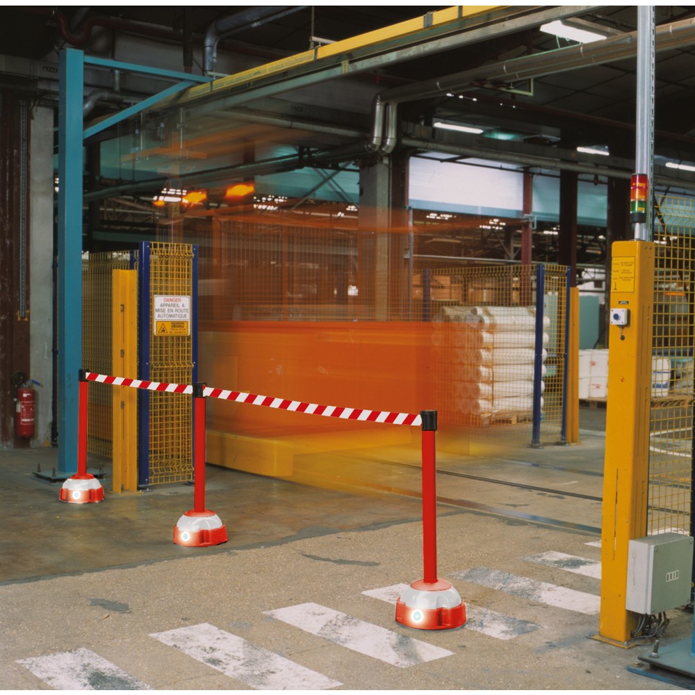 Productafbeelding nr. 3: Afzetband met paal, paal geel, lint geel