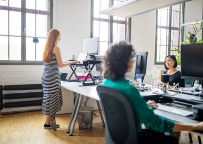 Ergonomie op de werkplek – de juiste houding tijdens het werk