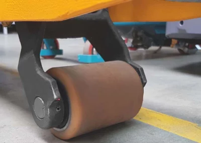 De wielen van uw palletwagen vervangen: wanneer en hoe?